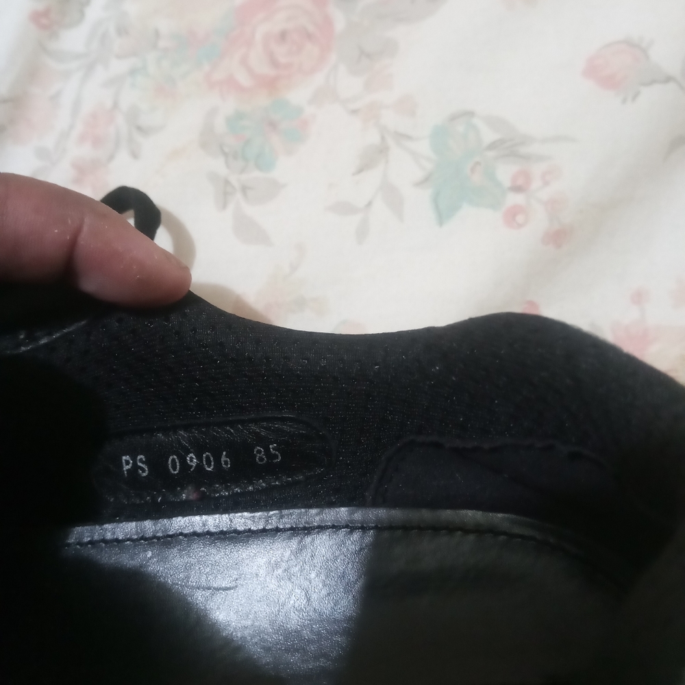 Men's shoes